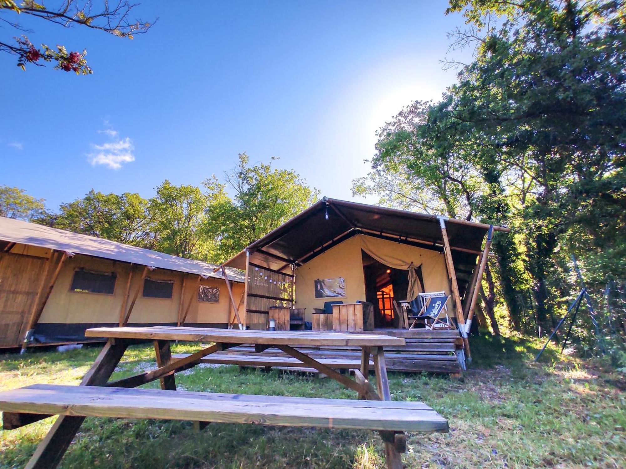 Camping La Grangeonne Эспаррон-де-Вердон Экстерьер фото