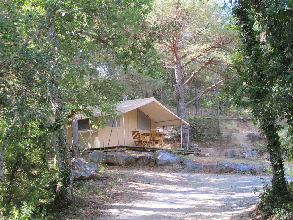 Camping La Grangeonne Эспаррон-де-Вердон Номер фото